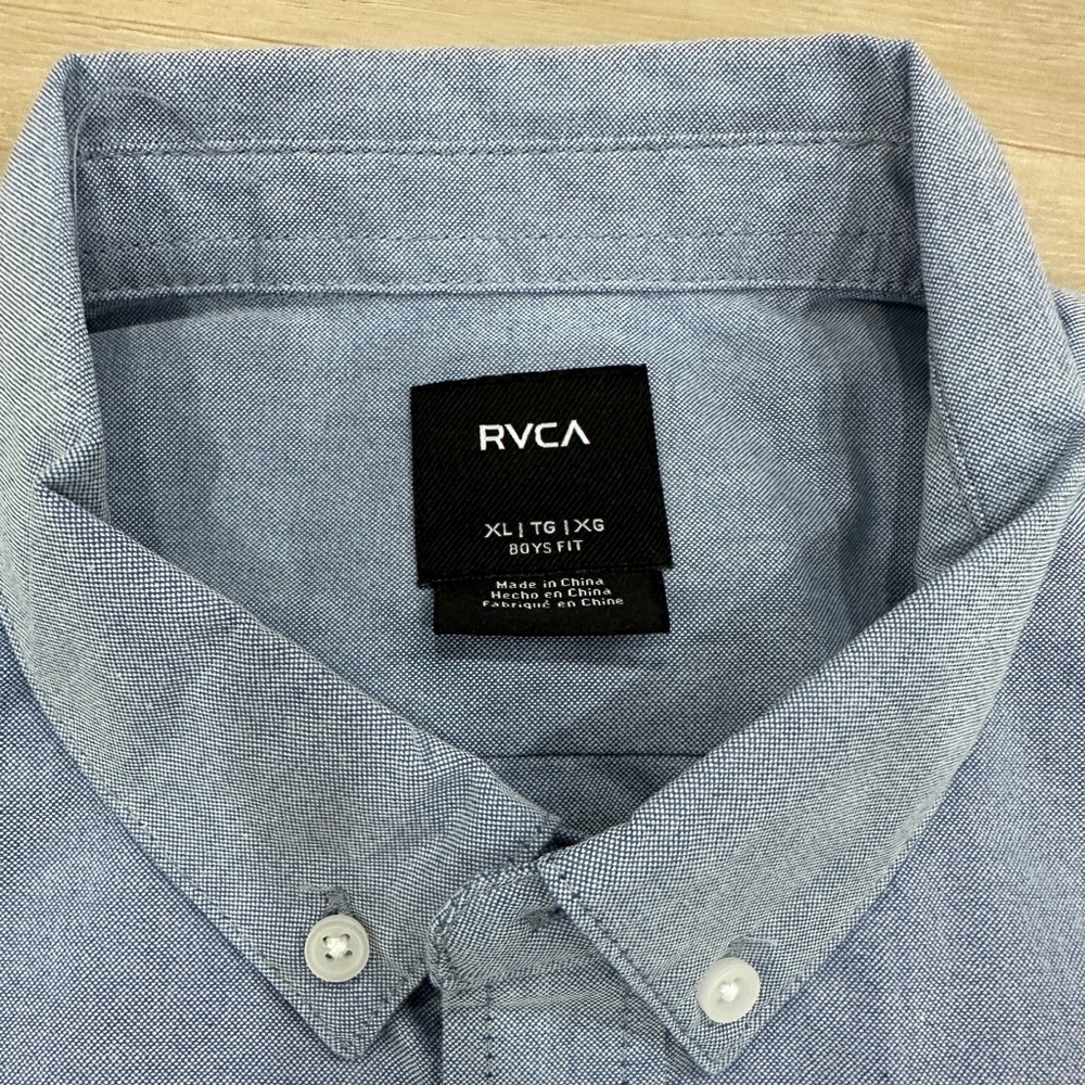 RVCA Bundle of 2, Boys XL (16), Navy and Blue Short Sleeve Button Down Shirt - Picture 10 of 11